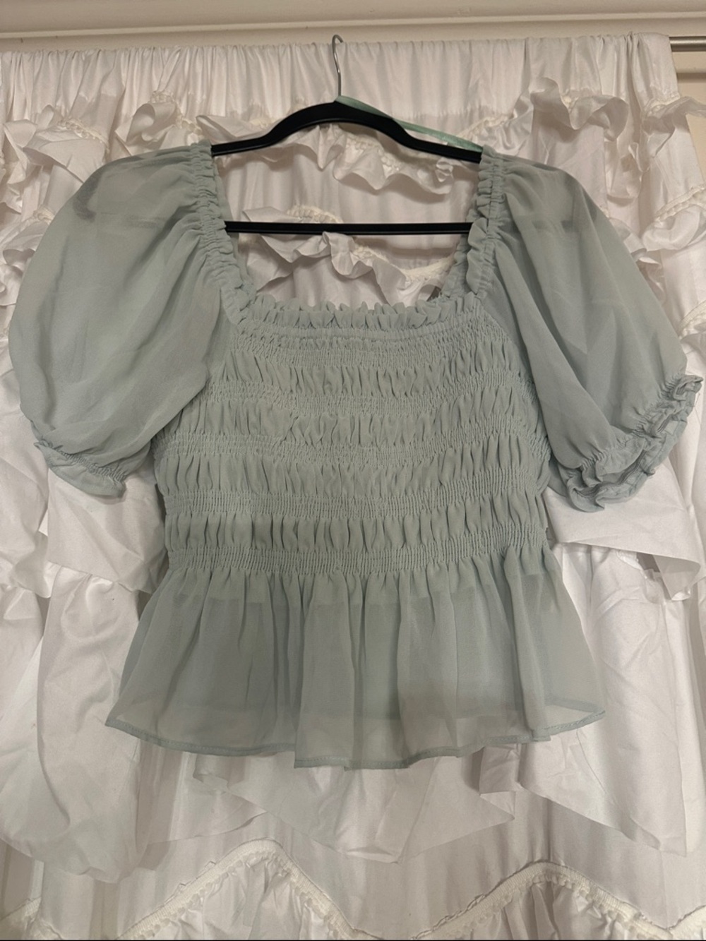 Very J Mint Green Smocked Puff Sleeve Blouse